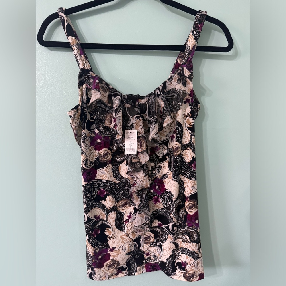NWT White House Black Market Top size Small